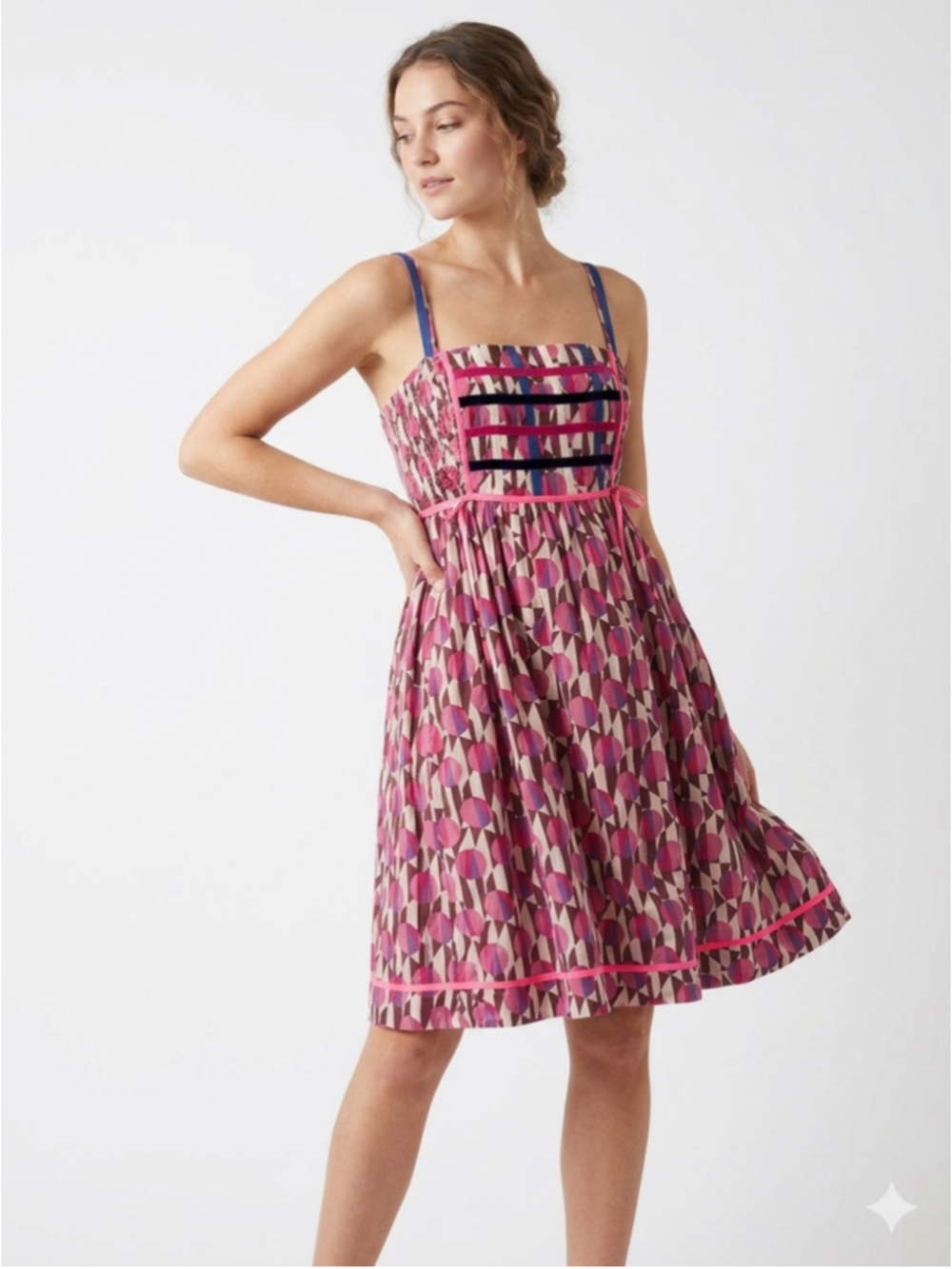 Women's Free People Vintage Geometric Smocked Mini Dress Pink Trim Size 0 - 672